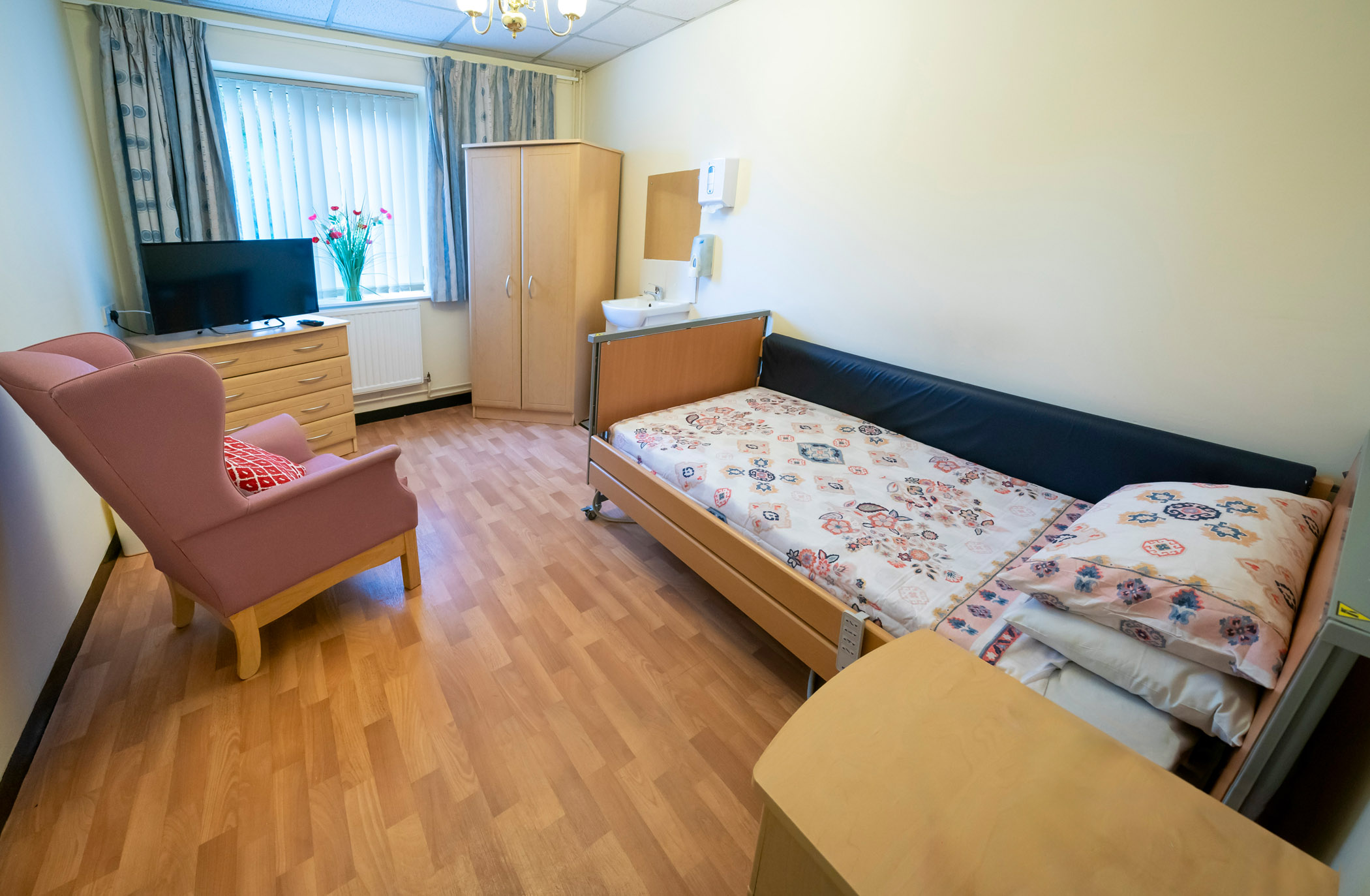 Bedroom for Lakeland